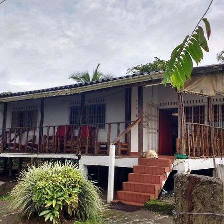 Los Cocos Hostal Bazan Luaran gambar