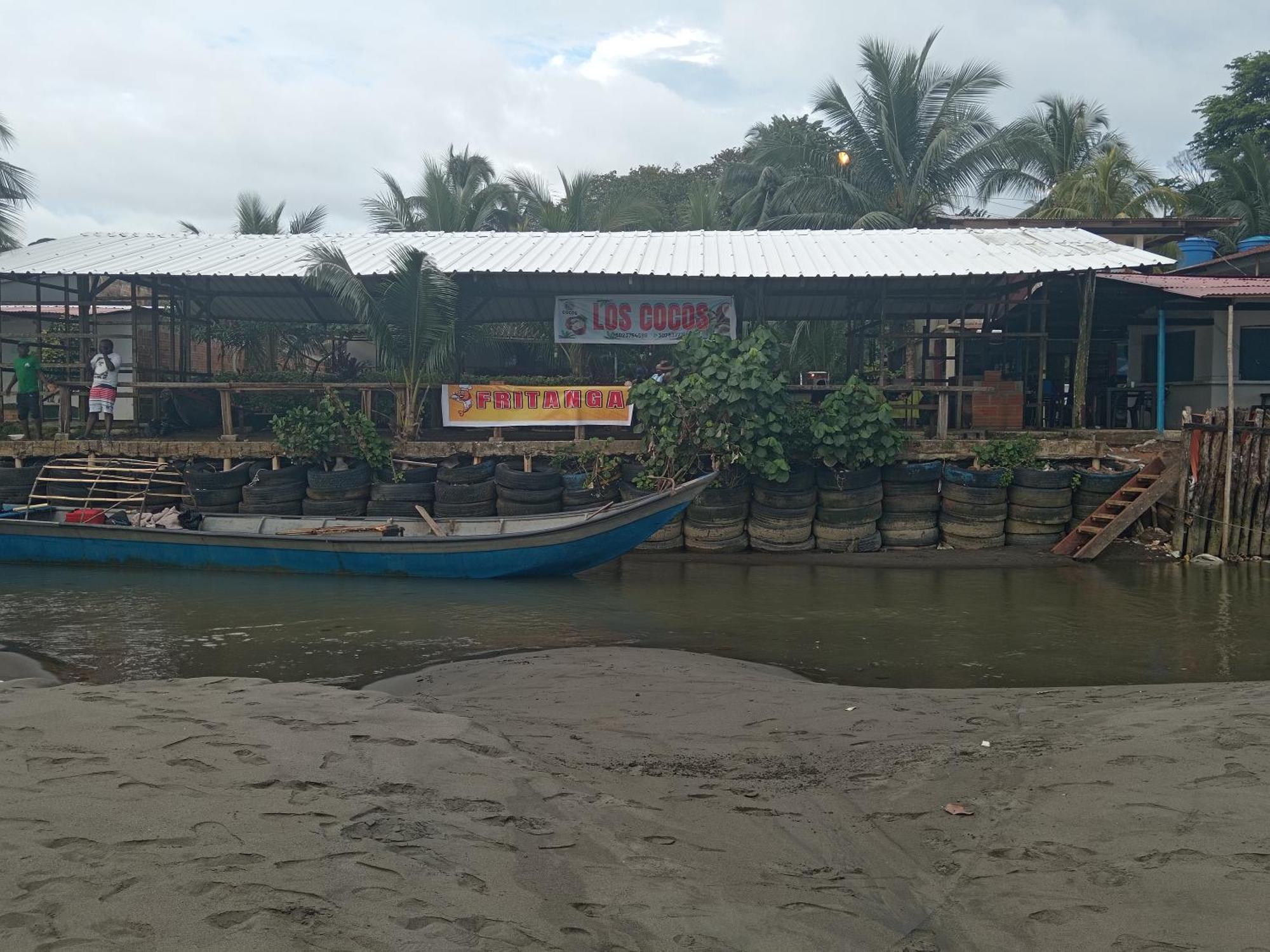 Los Cocos Hostal Bazan Luaran gambar