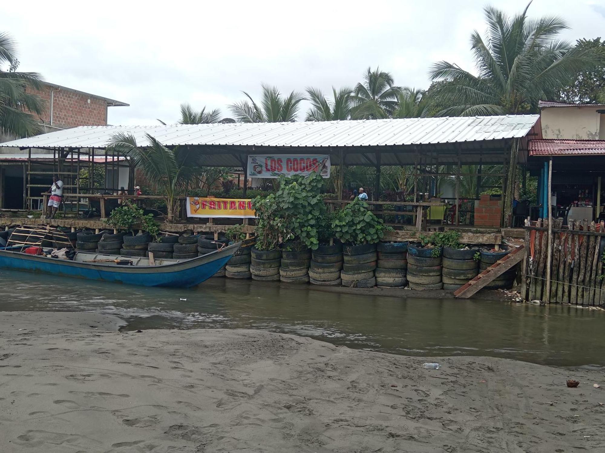 Los Cocos Hostal Bazan Luaran gambar