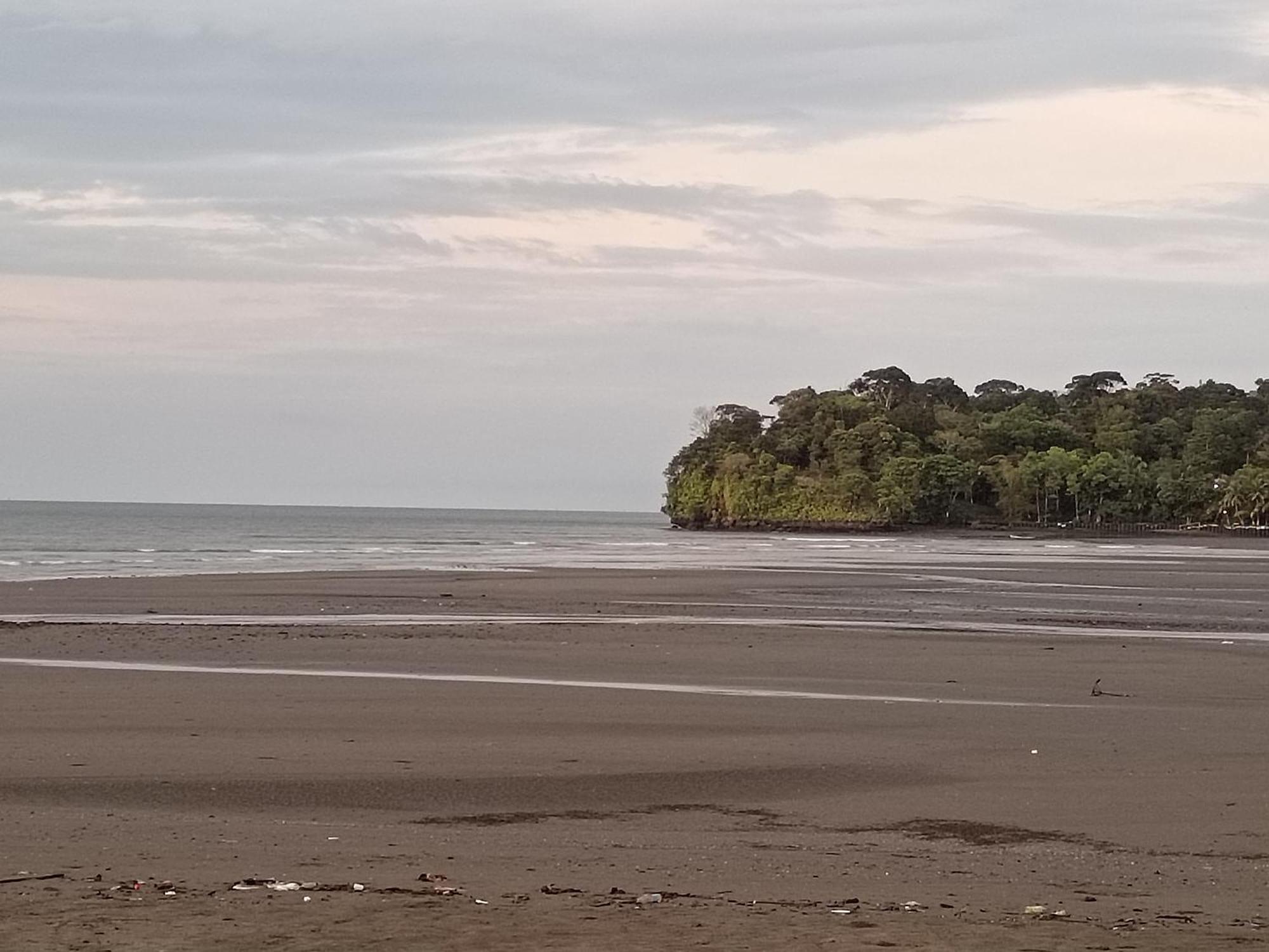 Los Cocos Hostal Bazan Luaran gambar